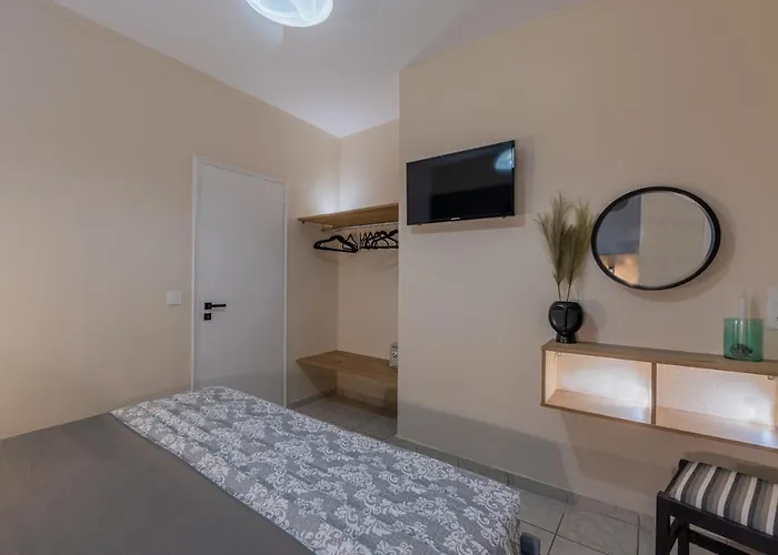 Апартаменты Sarita's &