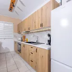 Sarita's & Apartament Laganas